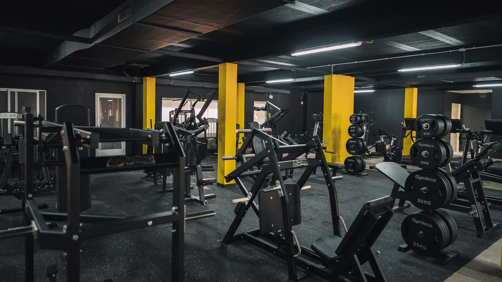 East Side Gym showroom