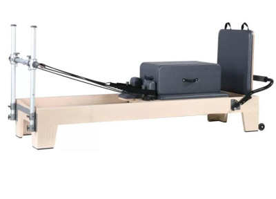 Pilates Reformer RAMI (hout)